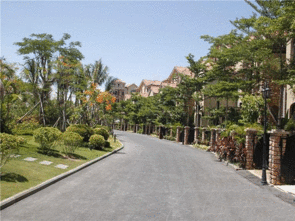 亞龍灣翡翠谷三期高爾夫景別墅 西班牙風(fēng)格純別墅社區(qū)